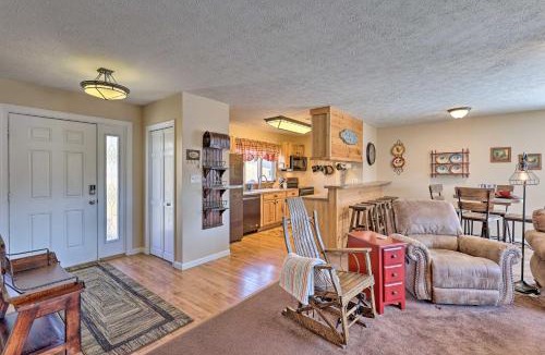 Boone Apartment | Appalachian Boone Horse Ranch Retreat with Mtn Views