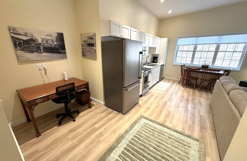 Hot Springs Apartment | Apt. 4 Tower View Apartment in the Heart of Hot Springs