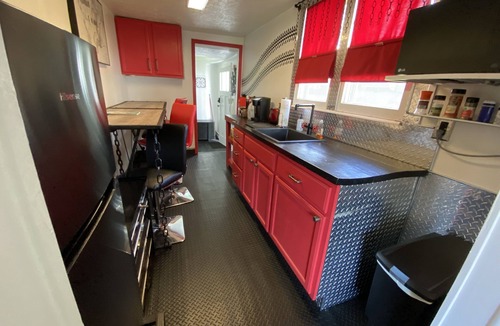 Bluewell Apartment | ATV ENTHUSIASTS: ACCESS TO HATFIELD AND MCCOY TRAILS