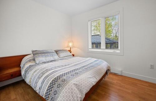 Riviere-a-Pierre Ski Chalet | Au Petit Cap Vert