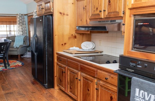 Grovetown House | Autumn Woods Lodge - Four Bedroom House, Sleeps 9