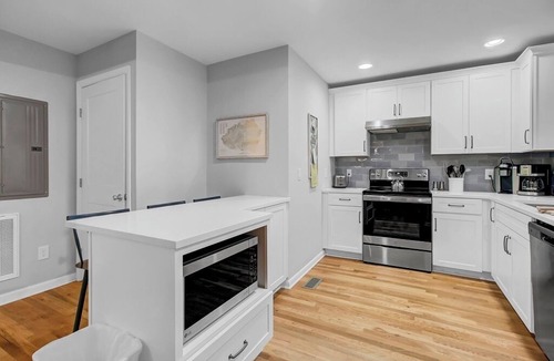 Twin Oaks House | Award-Winning Resort Amenities | Twin Oaks 24