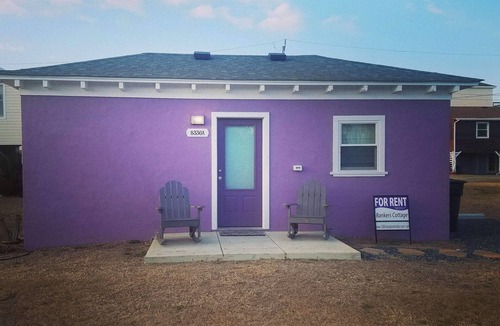 South Nags Head House | Bankers Tiny Cottage: Dog-Friendly w Beach Access!