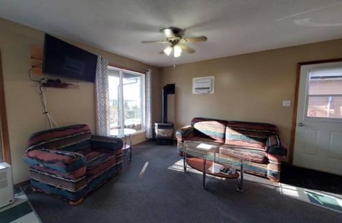 Denare Beach Cabin | Bayside Resort-Cabin 1