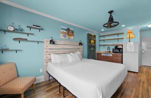 Litchfield by the Sea Apartment | Beaches and Waves Resort View 2nd Floor