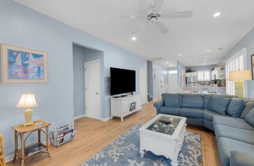Litchfield by the Sea House | Beachside Charm 3BR Villa with Resort Amenities