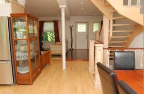 Riverdale House | Beautiful 3 bedroom home with parking in Prime Riverdale