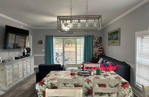 Central Myrtle Beach Apartment | Beautiful Condo on Golf Course