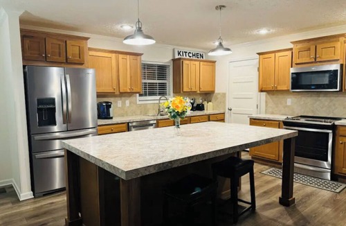 Concord House | Beautiful, Cozy home in Concord providing a spacious & tranquil retreat