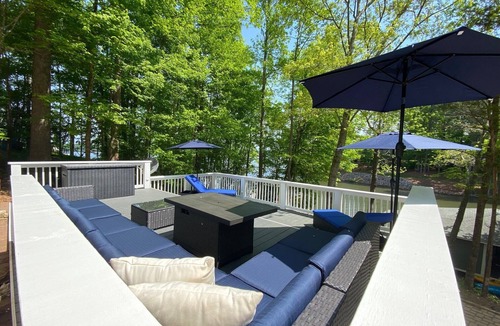 Macon House | Beautiful Deep Water - Hot Tub, Fire Pit, Boathouse on Lake Gaston! Exceptional!