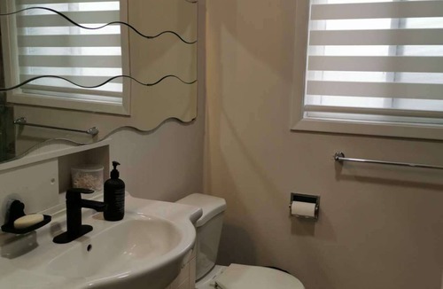 Bayview Woods - Steeles House | Beautiful, newly renovated home with new appliance in a prime location.