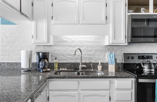 Windy Hill Condo | Beautiful Ocean Front 5th Flr Condo