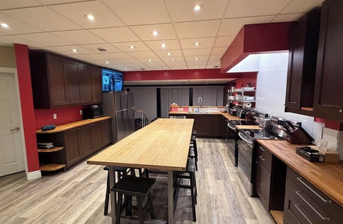 Sudbury House | Beautifully Centered Short stay