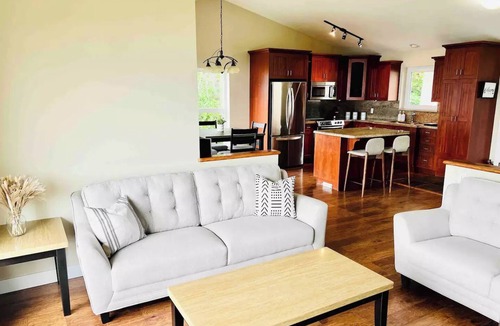 Sicamous Condo | Best views in all of Sicamous!