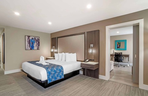 Greenville - Spartanburg Hotel | Best Western Plus Greenville I-385 Inn & Suites