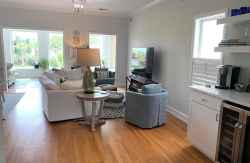 Saint Helena Island House | Big Ocean Views! Renovated! Cabana Club and Pools! Pet Friendly - 17 Veranda Beach