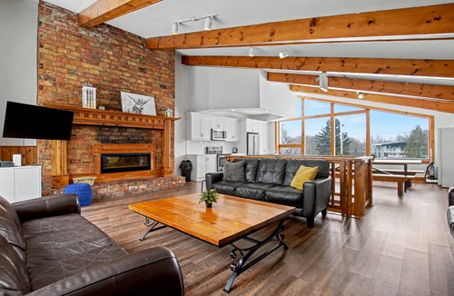 The Blue Mountains Ski Chalet | Birch View Chalet Blue Mountain