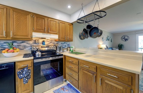 Fairfield Harbour Condo | Blue Pelican River Oasis on the Neus! Walk to Pier