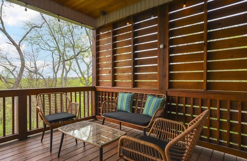 Nashville House | BNA Blue Luxe Retreat Near Airport + Sleeps Big