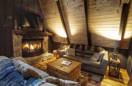 Charter Hills Ski Chalet | Book your FALL GETAWAY NOW!