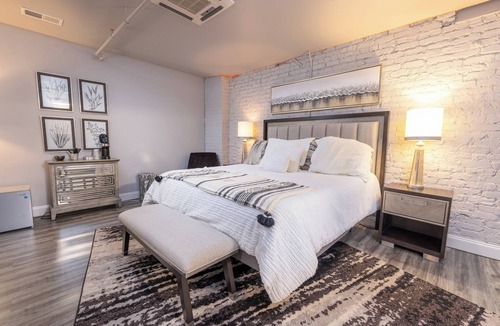 Seneca Hotel | Boutique hotel in historic downtown Seneca. Room #4, King bed.
