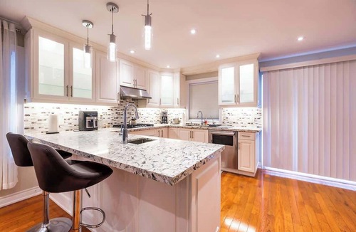 Etobicoke House | Boutique House in Etobicoke, On