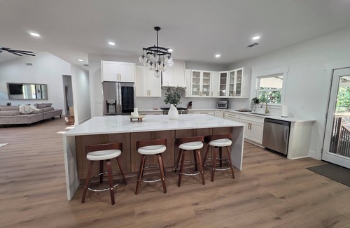Dacula House | Brand-New Luxury 5-Bedroom Home, Large Yard, Perfect for Families & Groups
