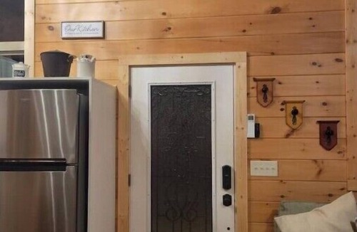 Rutherfordton Cabin | Brand New Luxury Cabin 5 minutes to TIEC