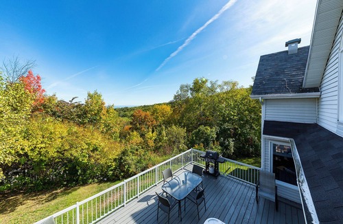 Baie-St-Paul House | Breathtaking view of river and mountains from the bedroom