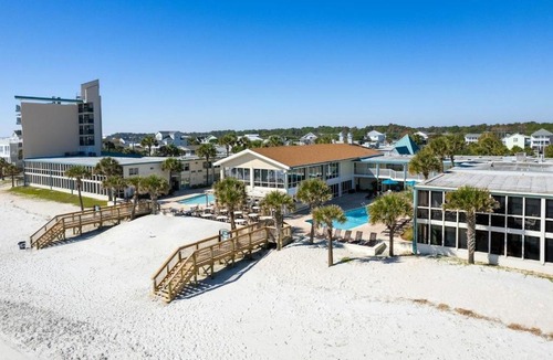 Litchfield by the Sea Apartment | Breezes and Waves Resort View King Room, 1st Flr