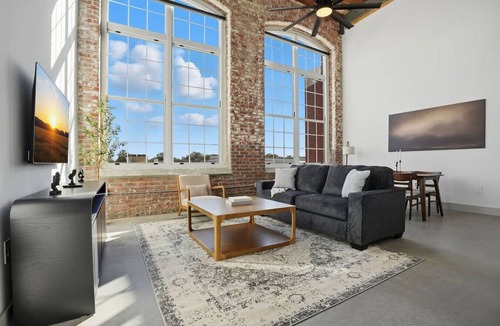 Judson Apartment | Bright, Spacious 1BD Apt Close to DT GVL