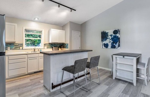 Royal Pines Villa | Bring Pets to this Fun South Asheville Hot Tub Townhome