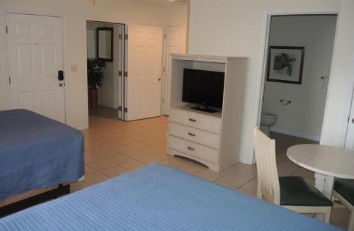 Calabash Apartment | Brunswick Plantation Resort and Golf Villas 2302L in the Heart of NC Seafood Country studio
