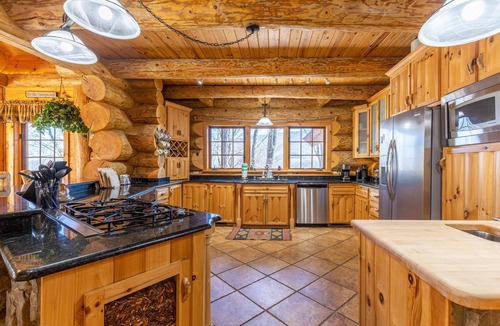 West Jefferson House | Buffalo Creek Lodge - Private home on 12 acres. Stunning views, hiking trails, hot tub, pool table!