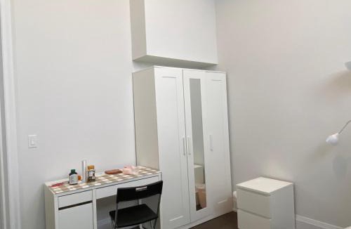 Newtonbrook House | C-Spacious n bright low-level room near Yonge-Finch - Willowdale Grand Residence