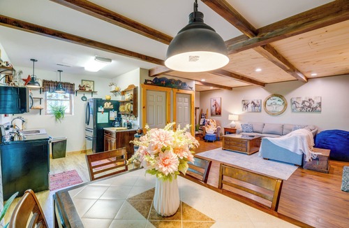 Bristol Apartment | Cabin Rental Near South Holston Lake w/Hot Tub
