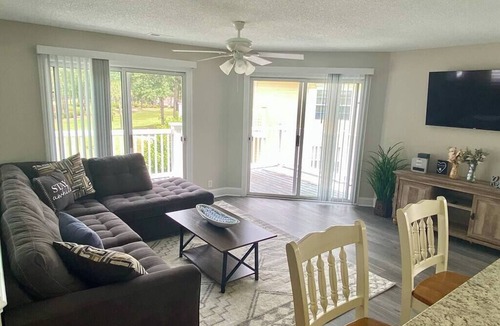 Calabash Condo | Calm Retreat or Golf Getaway! Close to Local Attractions.
