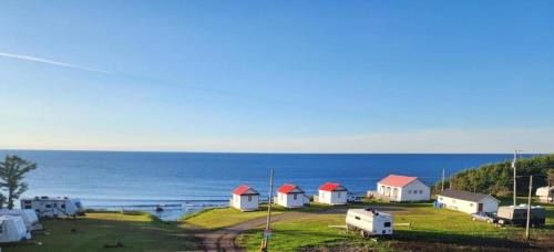 Sainte-Madeleine-de-la-Riviere-Madeleine Other | Camping Chalets Mer & Montagnes