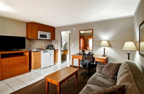 Stettler Hotel | Canalta Hotel Stettler