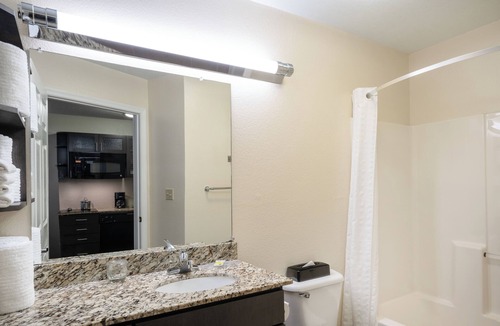 Hopewell Hotel | Candlewood Suites Hopewell - Fort Lee by IHG