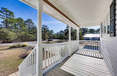 Cape Carteret House | Cape Carteret Home ~ 3 Mi to Crystal Coast Beaches