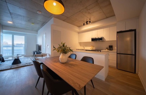 Carlingwood - McKellar Park - Laurentien View Apartment | Carlton West Modern Living | Zen 1BR