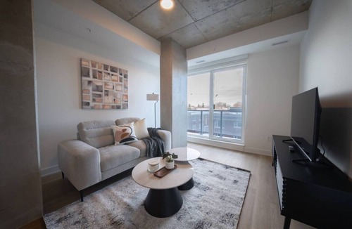 Carlingwood - McKellar Park - Laurentien View Apartment | Carlton West Modern Living | Zen 1BR