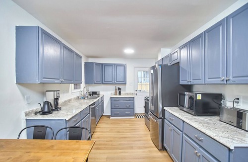 Carrboro House | Carrboro Downtown Gathering House Walk to UNC