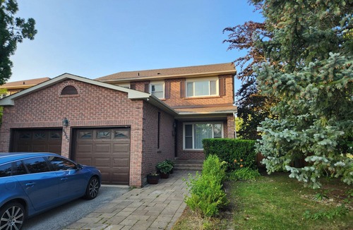 Lisgar House | CasaLoma Private Oasis, minutes from the YYZ airport. (LIC 2026-005872-STA)