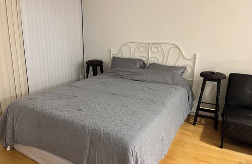 Bay Street Corridor Condo | Central of downtown Toronto