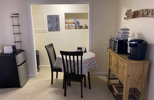 Tellico Village Apartment | Central Tellico Village Private Apartment, Experience peace & quiet, Non-smoking