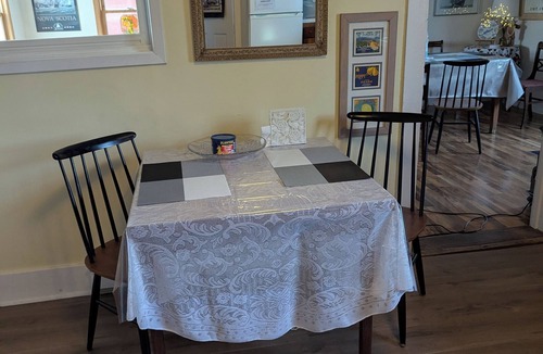 Cumberland County House | Century home by the Bay of Fundy. Handy to local attractions. Pets welcome!