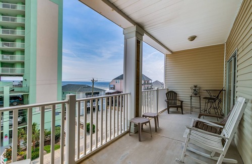 North Myrtle Beach Condo | CG 408, Ocean View Escape, Cozy Beachfront Retreat