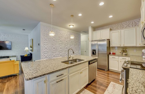 Bowling Green Cottage | Charlotte Area Home Near Lake Wylie, Pets Welcome!